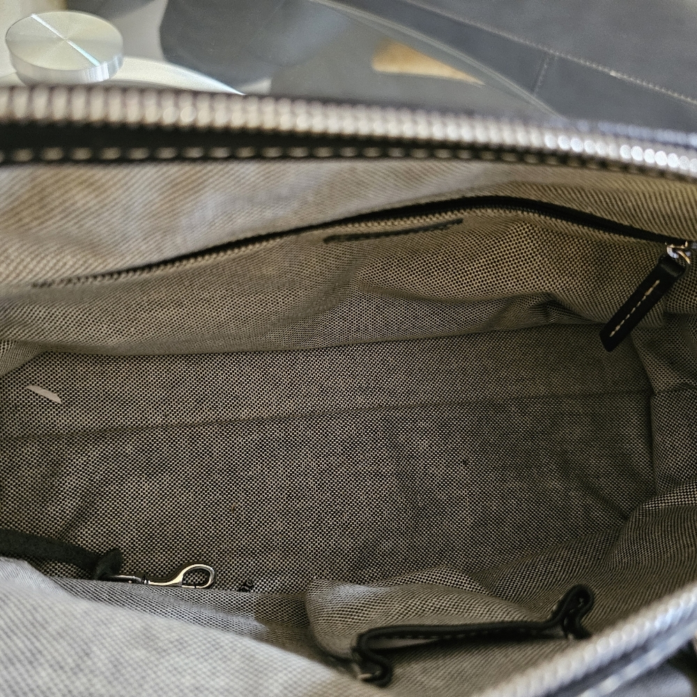 Double pocket tote